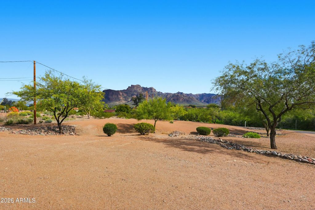 710 S Muleshoe Road, Apache Junction