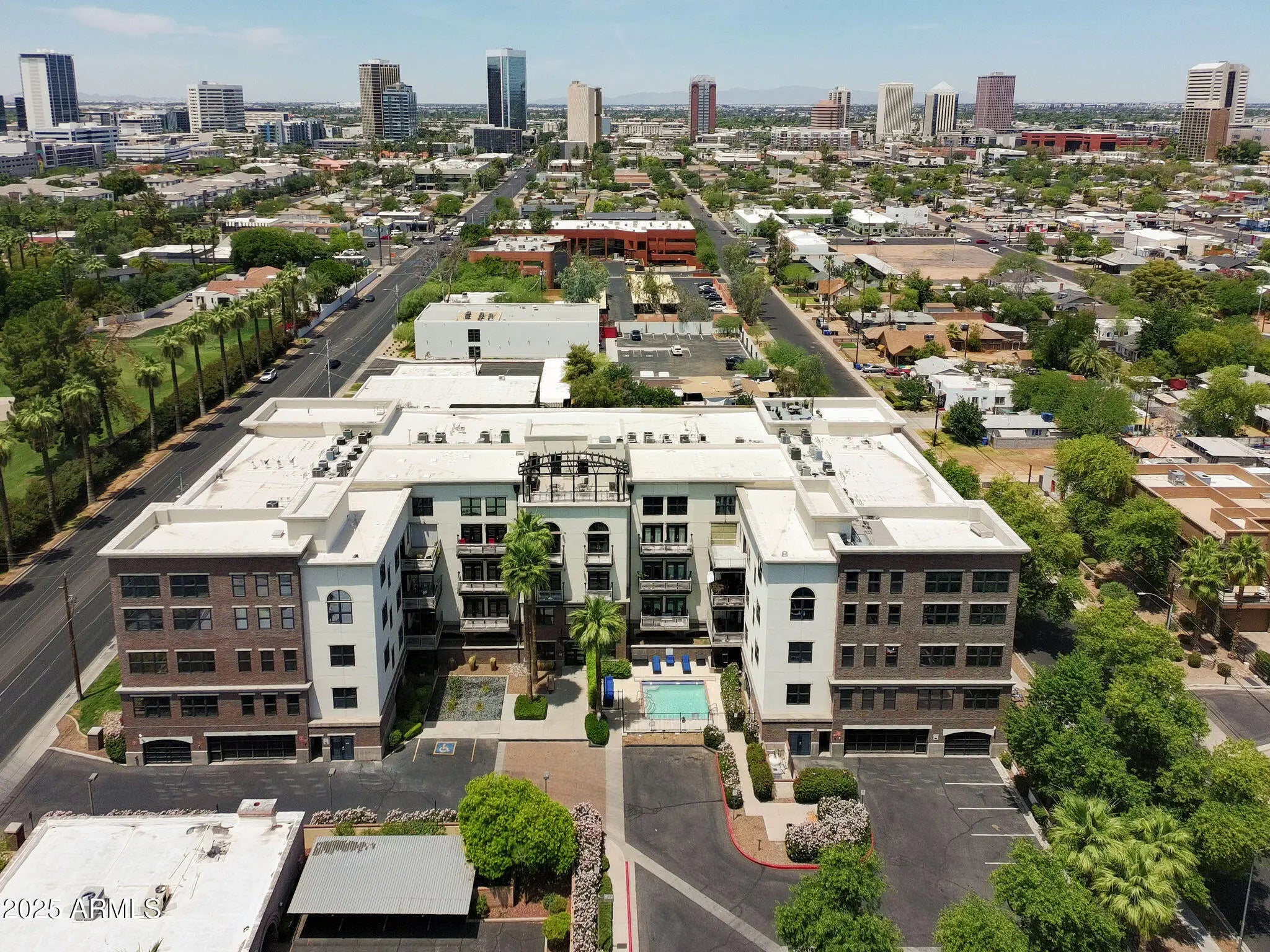 Photo of Listing #6971205