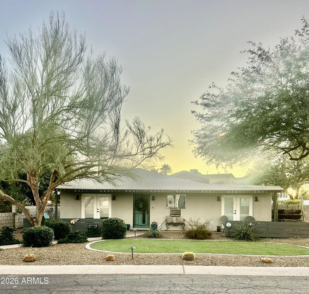 4535 E Campbell Avenue, Phoenix
