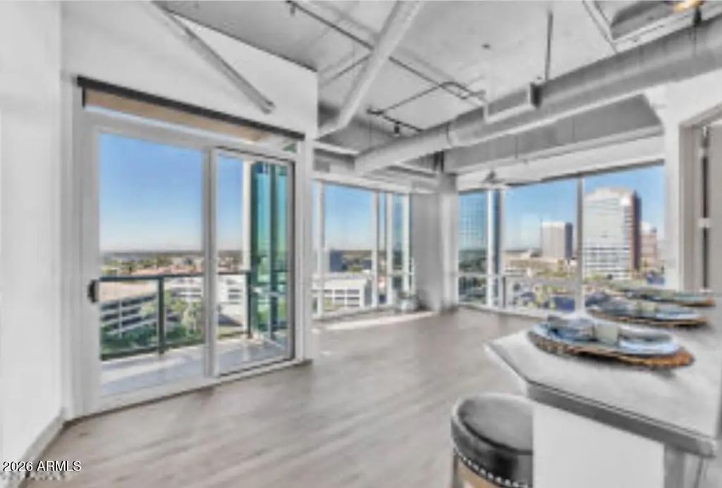 1 E Lexington Avenue (unit 809), Phoenix