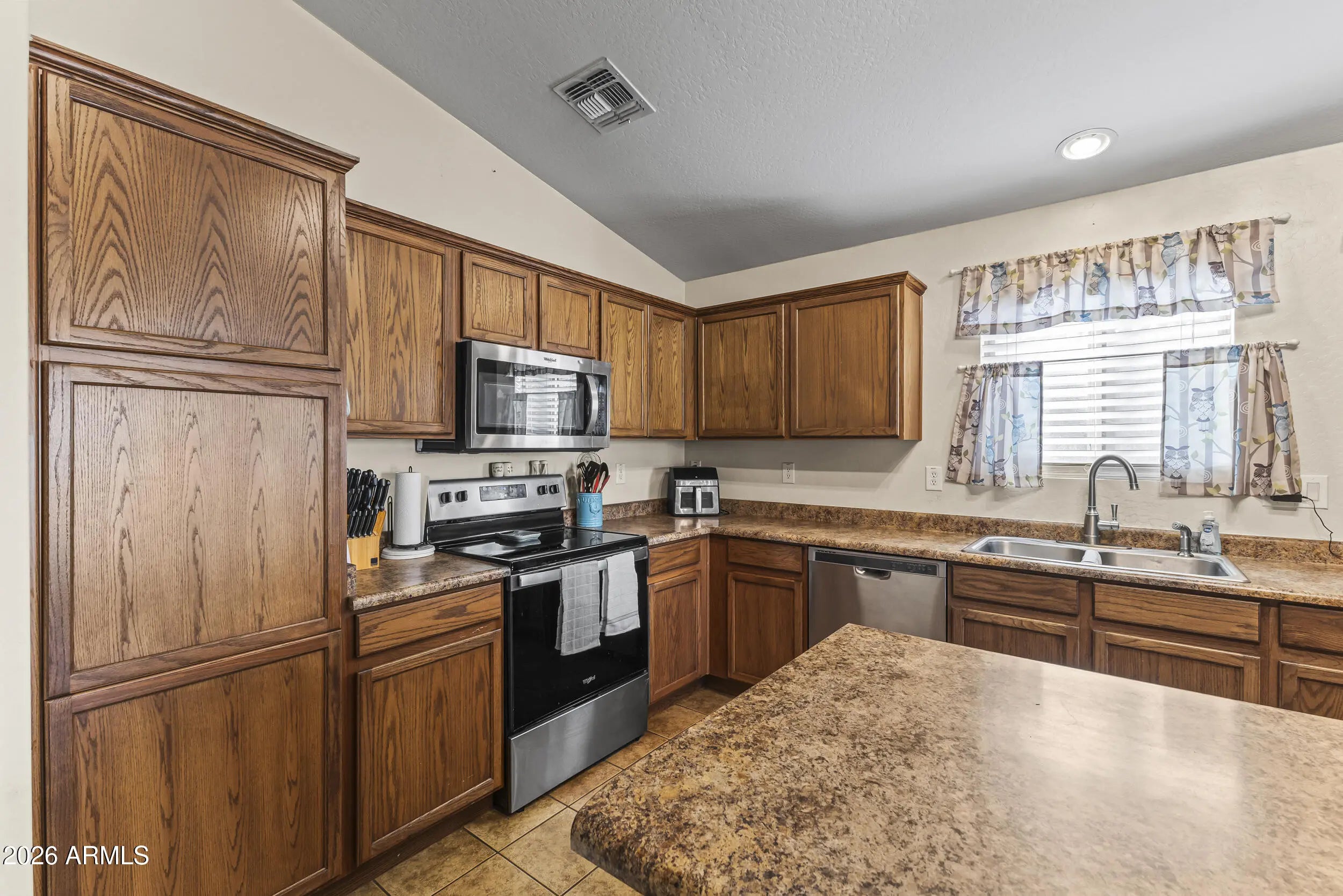 Photo of Listing #6979808