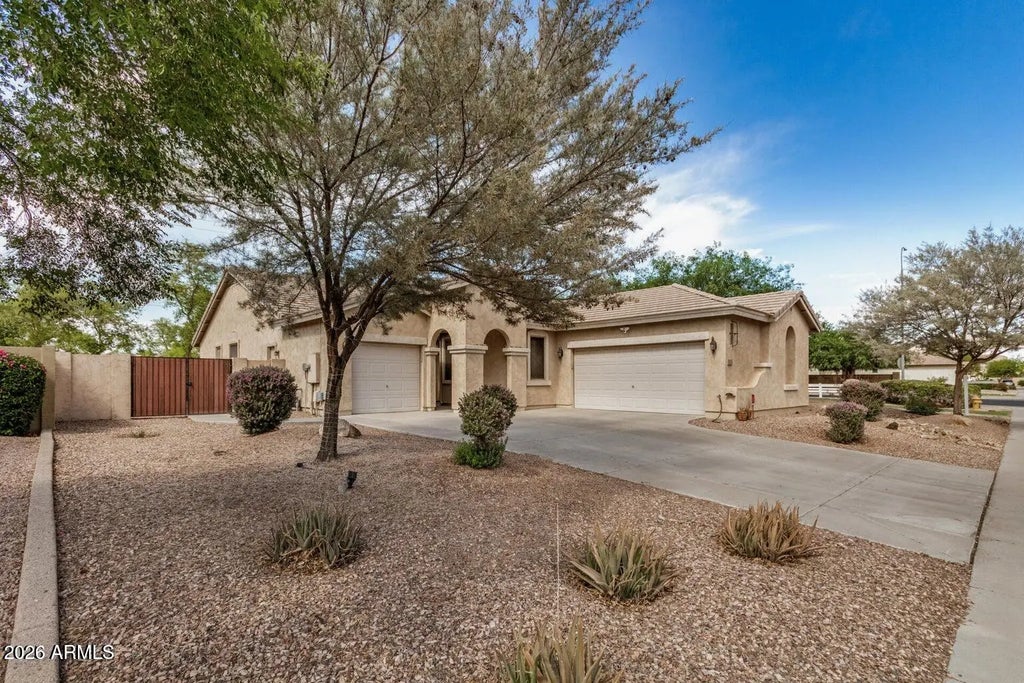 2112 E Yellowstone Place, Chandler