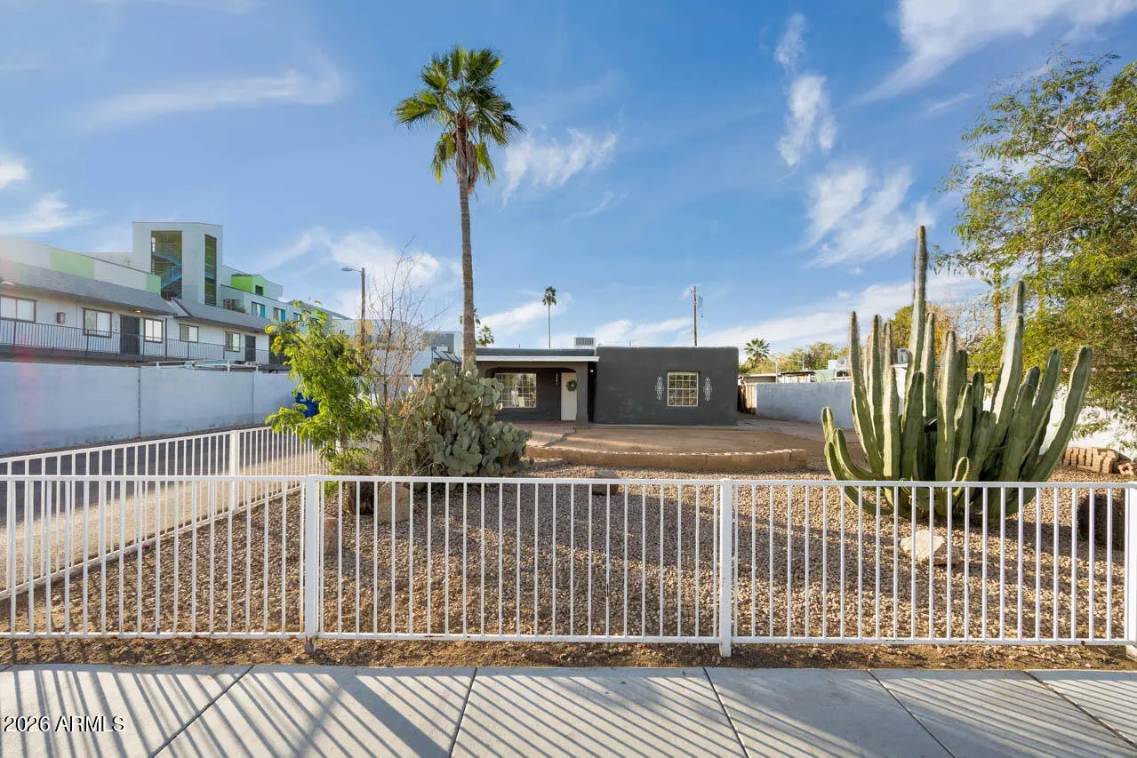 Photo of Listing #6973029