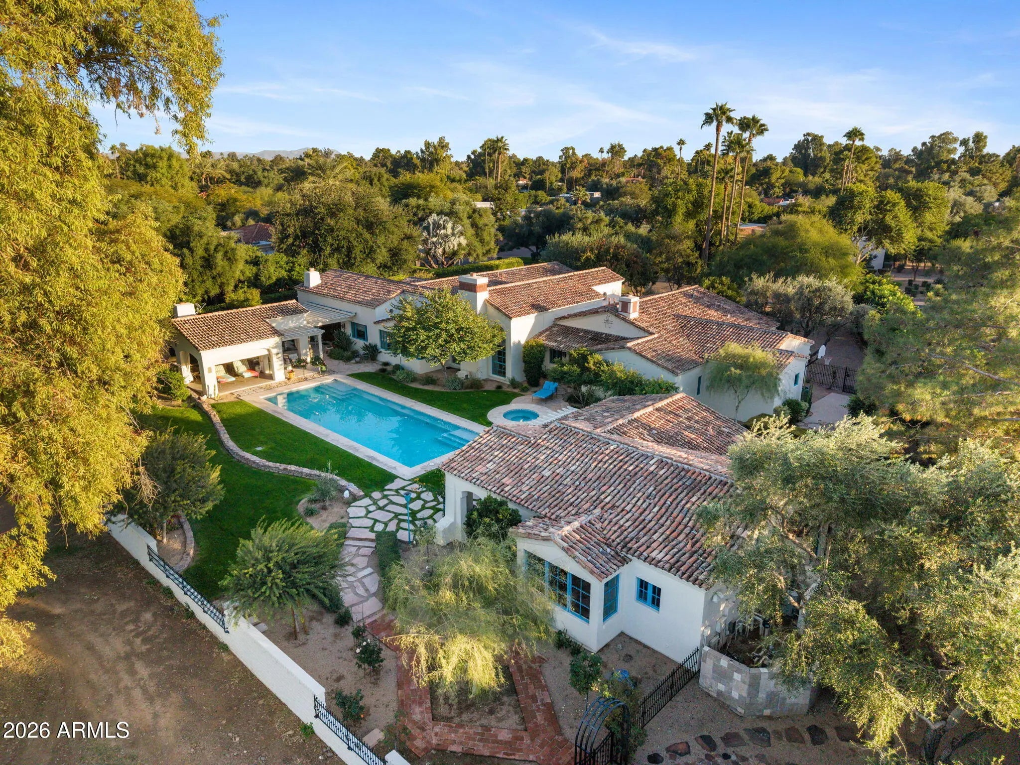 Photo of Listing #6971871