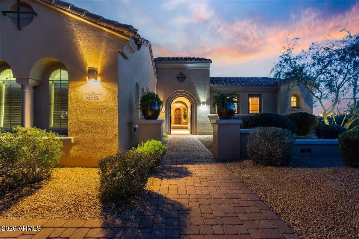 Photo of Listing #6980179