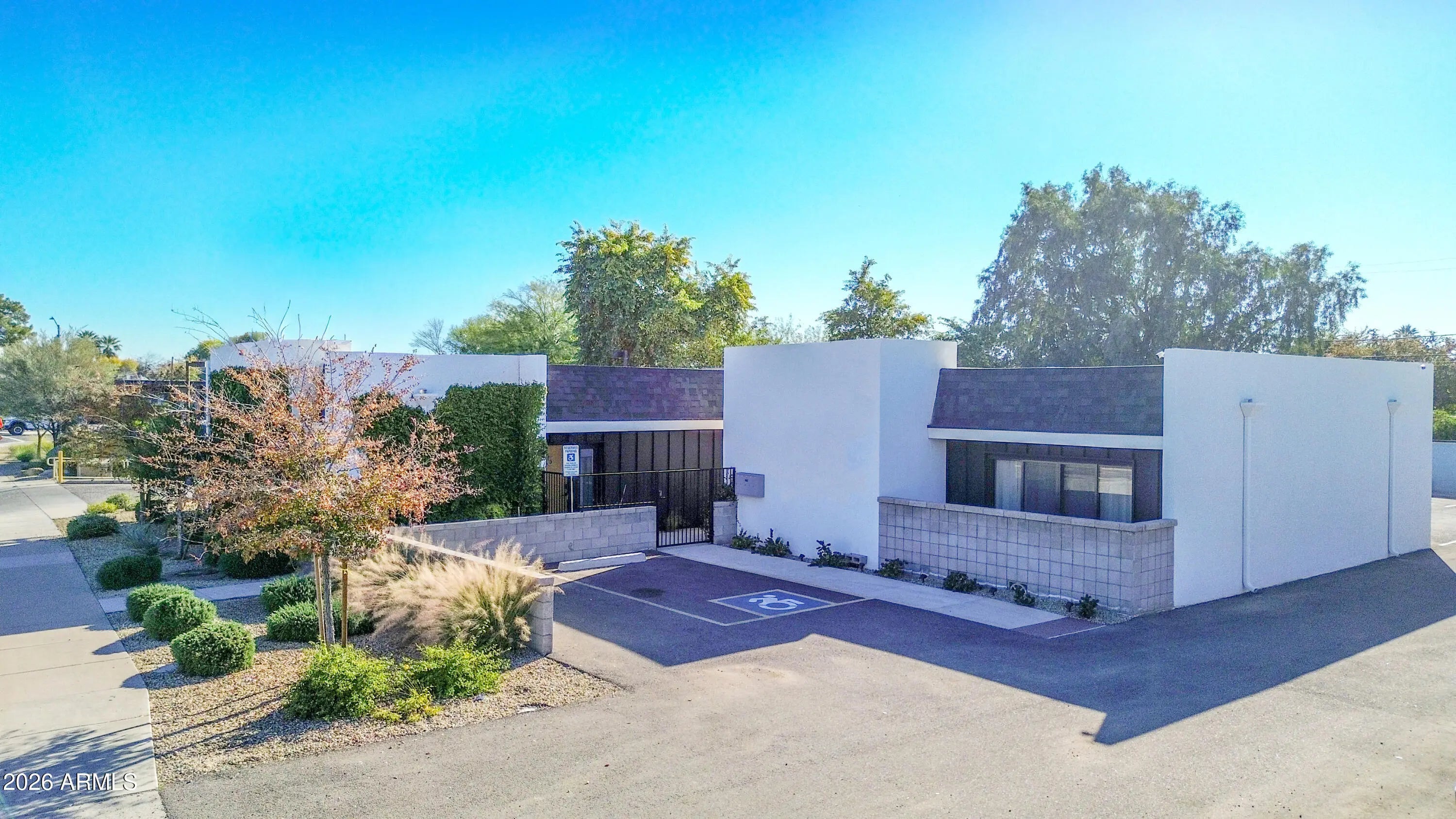 Photo of Listing #6974417