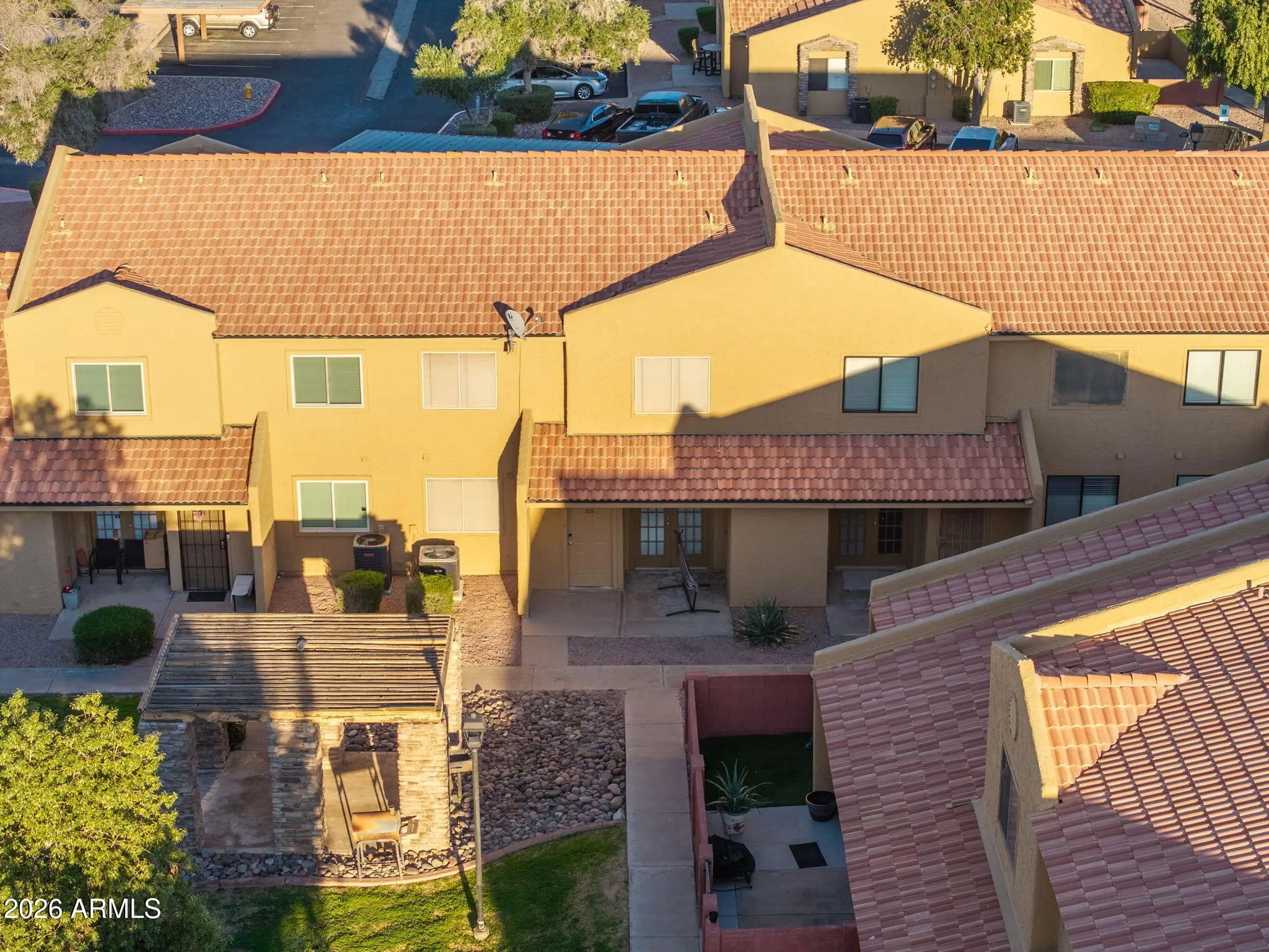 Photo of Listing #6974286