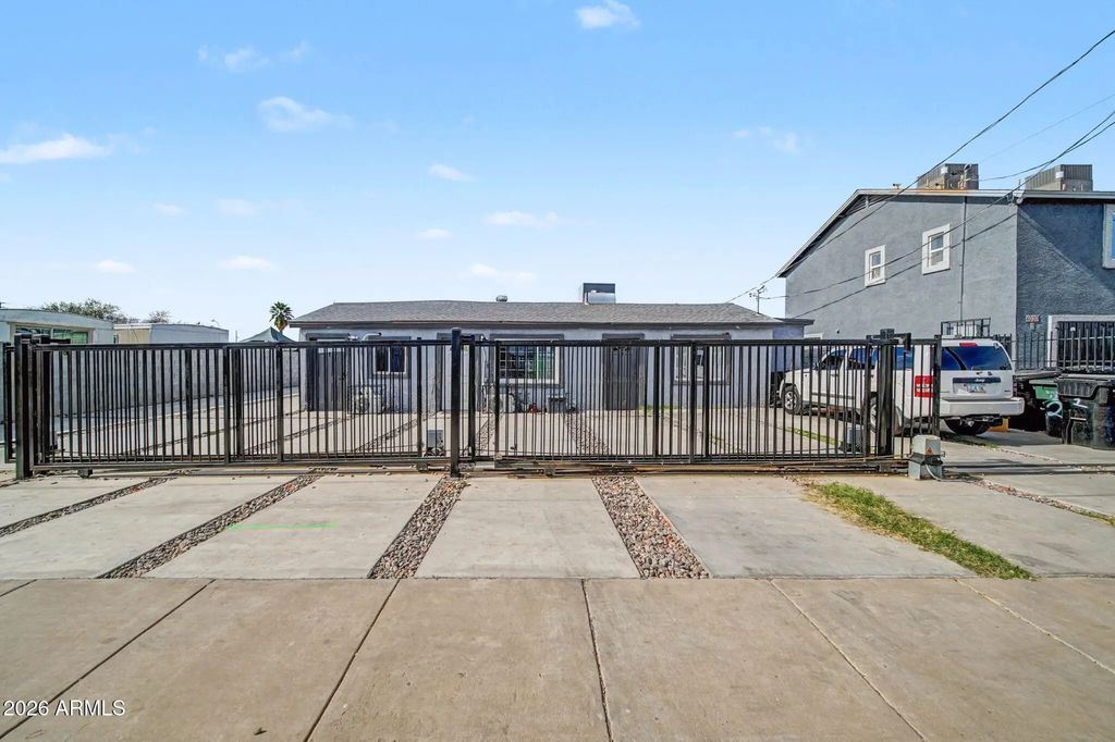 4028 S 15th Street, Phoenix