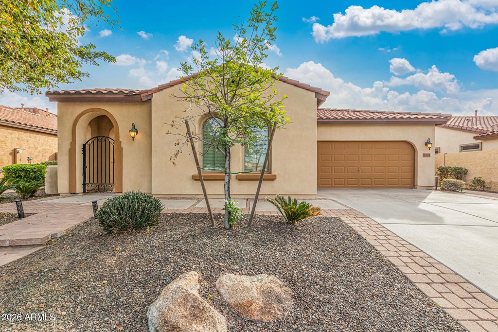 3705 E Bartlett Way, Chandler