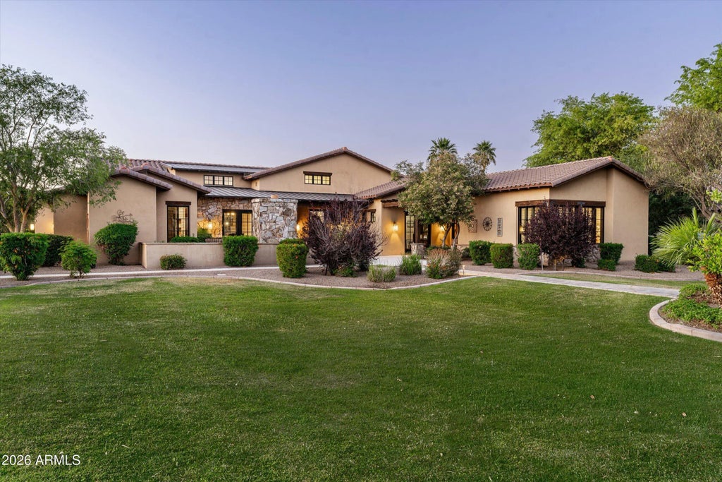 4610 E Meadowview Drive, Gilbert