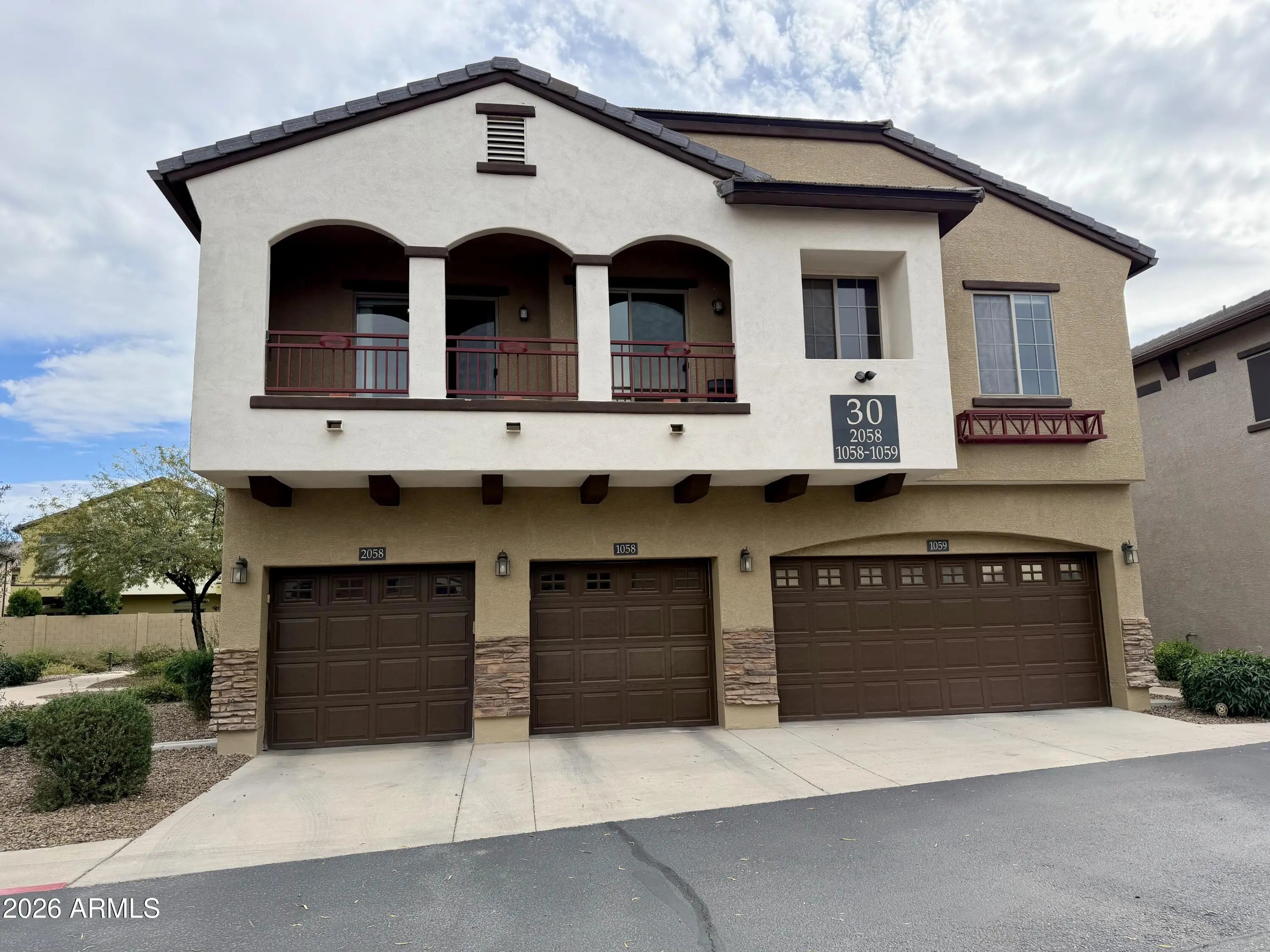 Photo of Listing #6973739