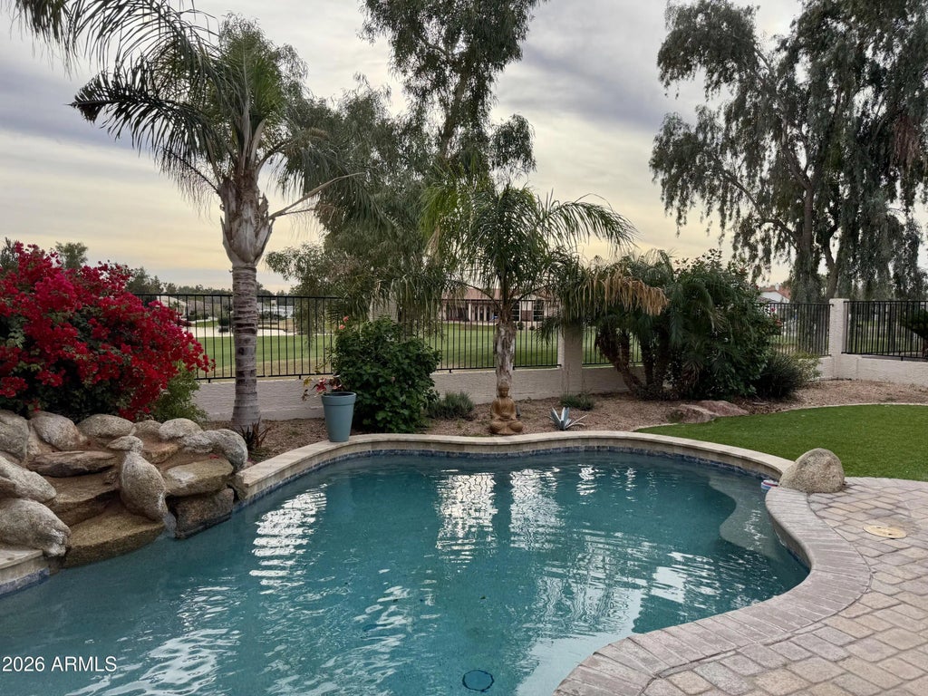 1191 W Honeysuckle Lane, Chandler