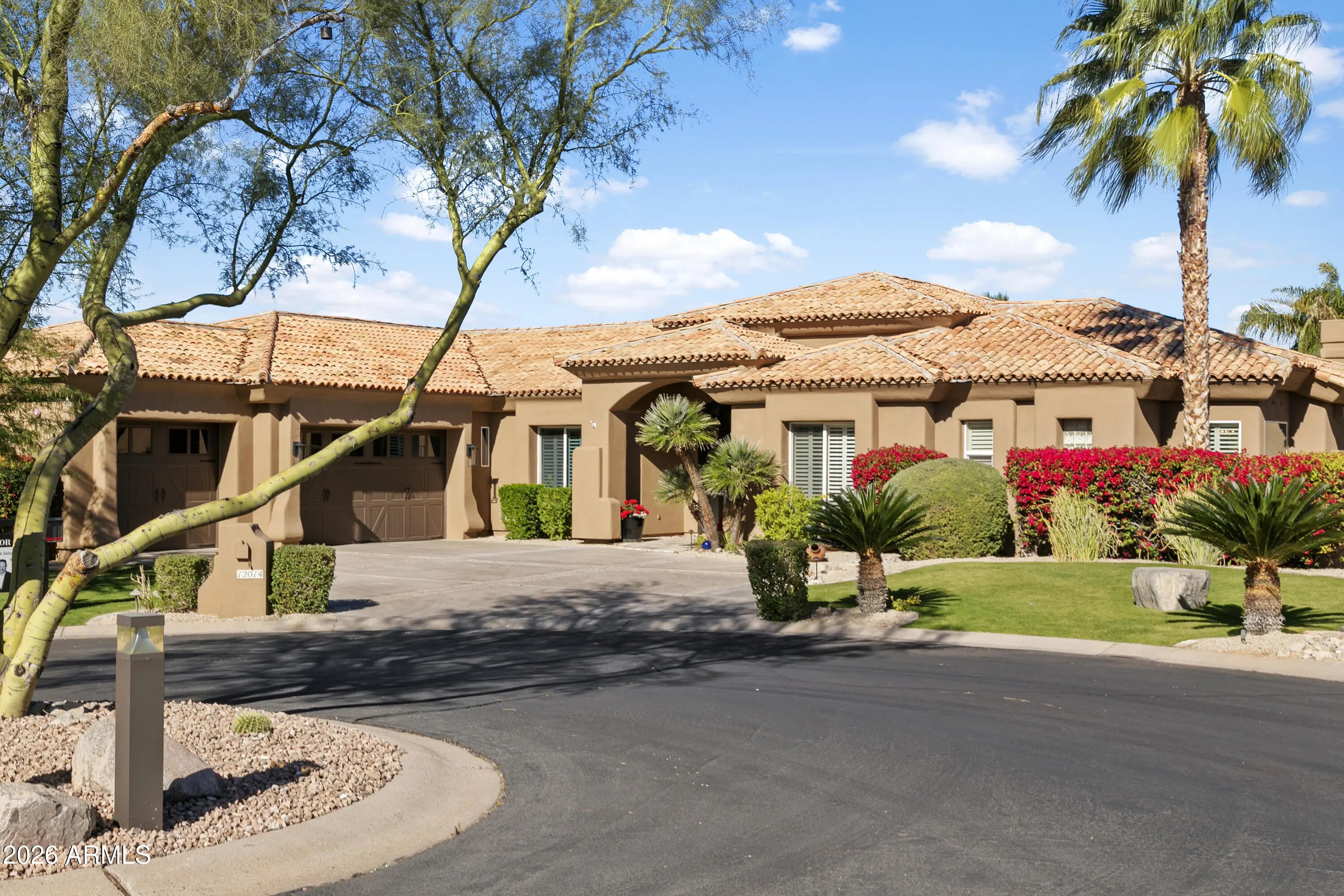 Photo of Listing #6974908