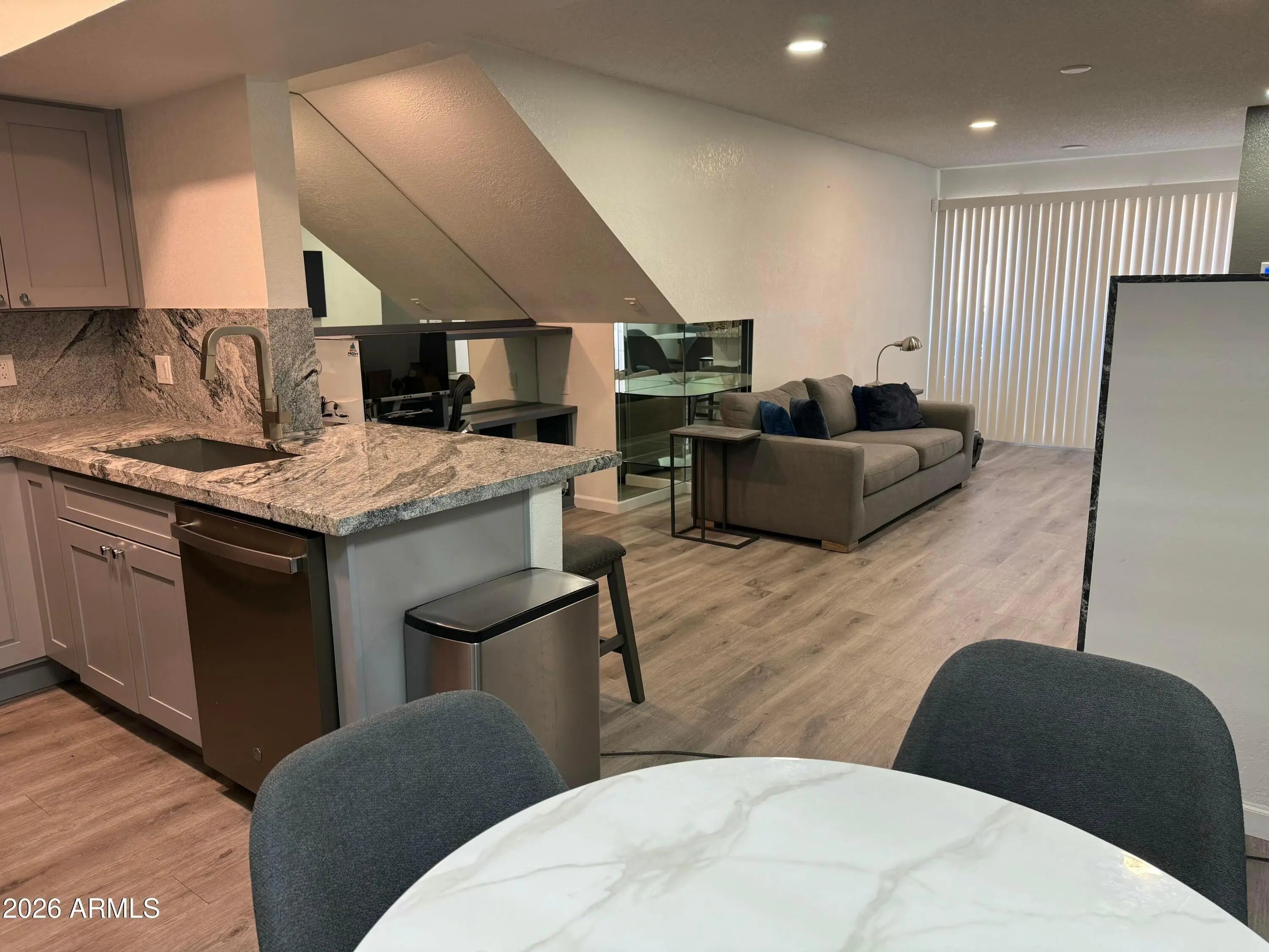 Photo of Listing #6973653