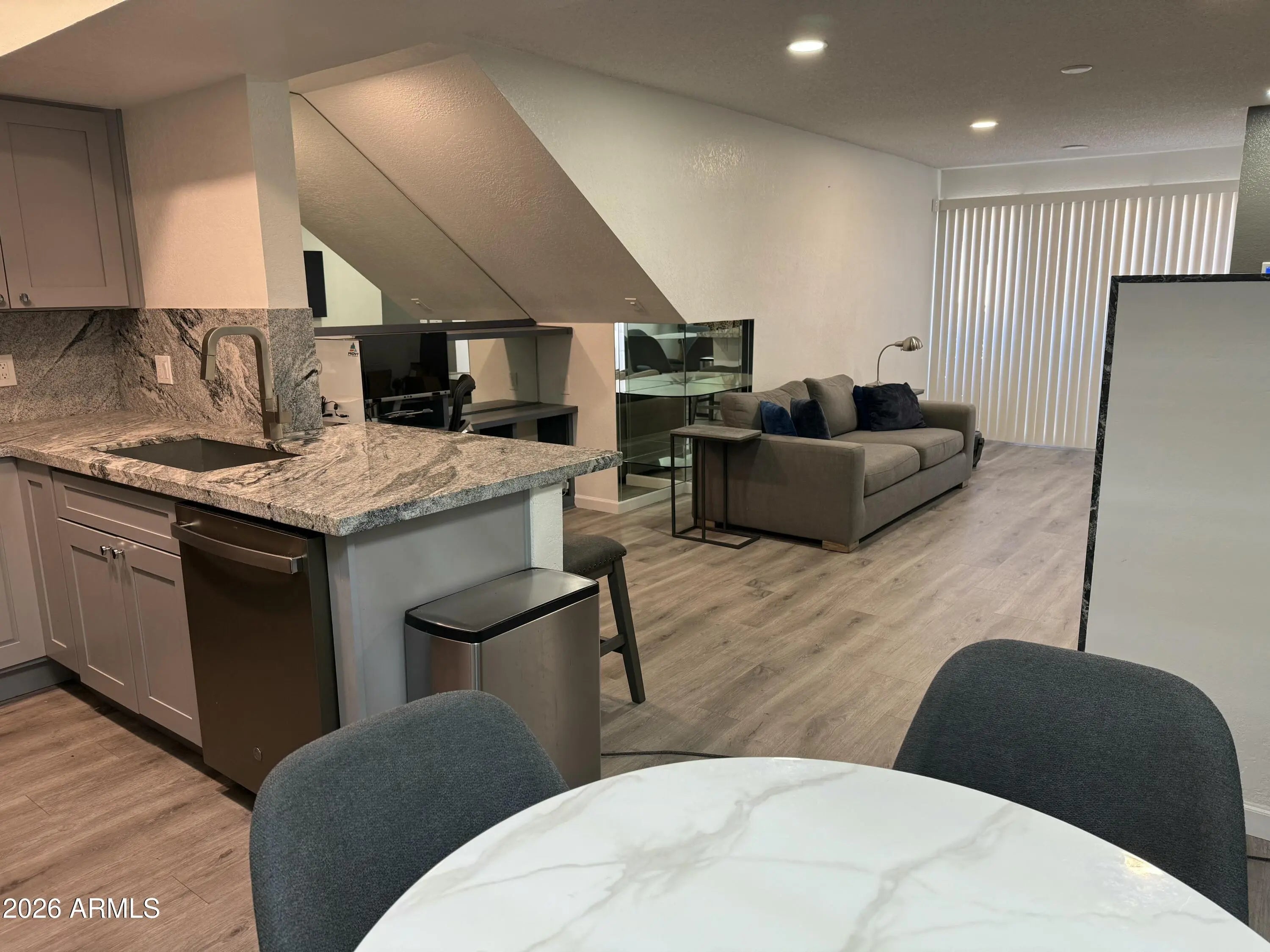 Photo of Listing #6973653