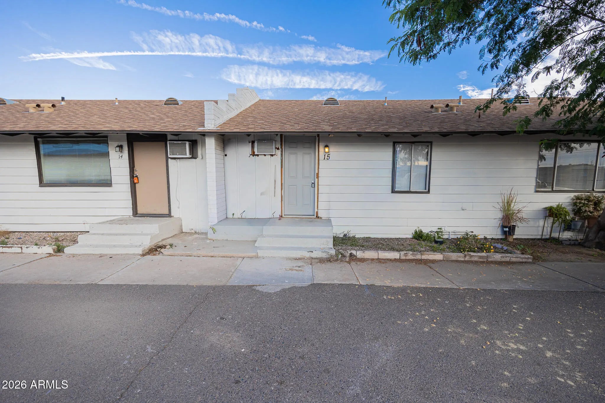 Photo of Listing #6974027