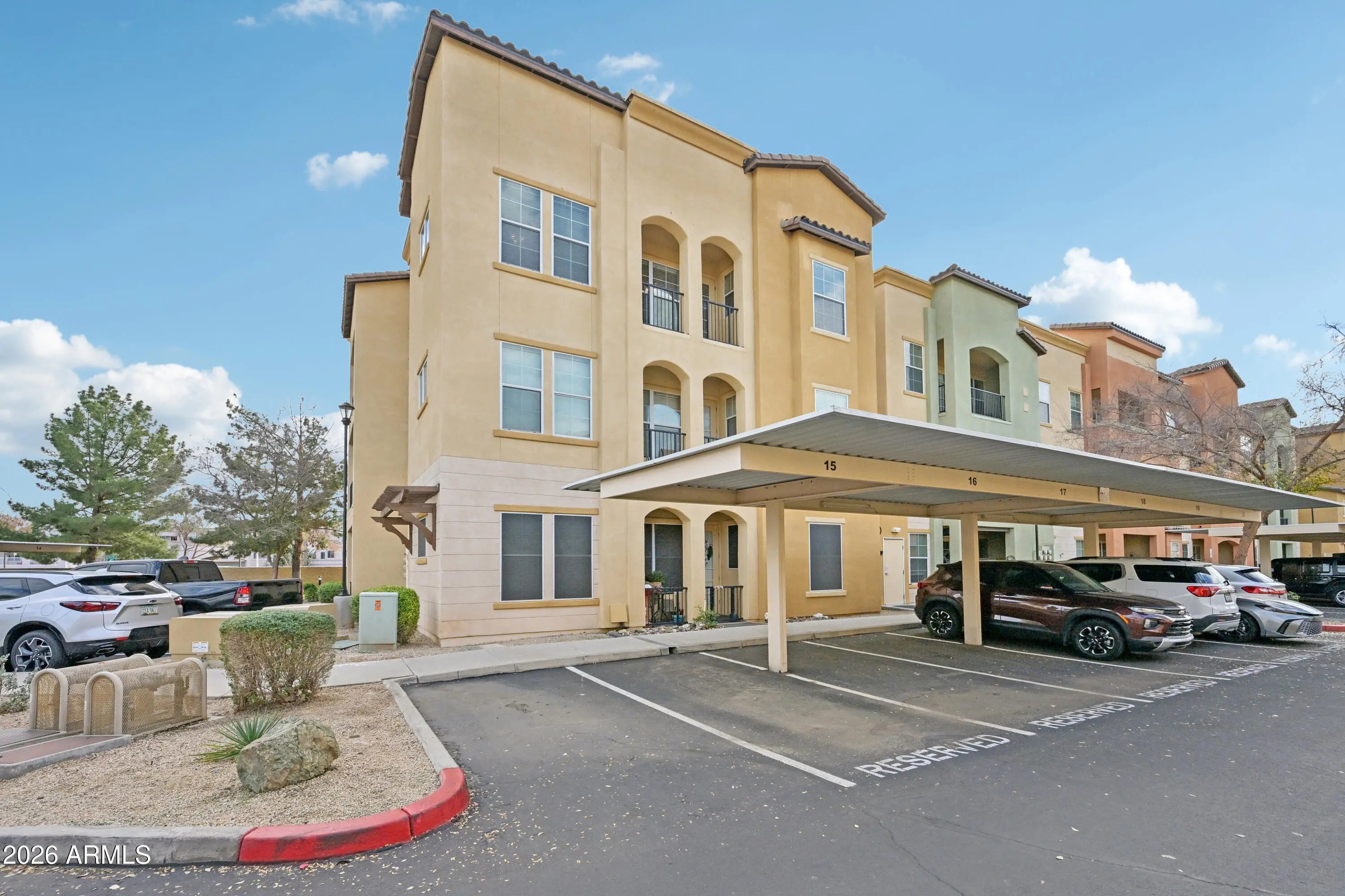 Photo of Listing #6973933