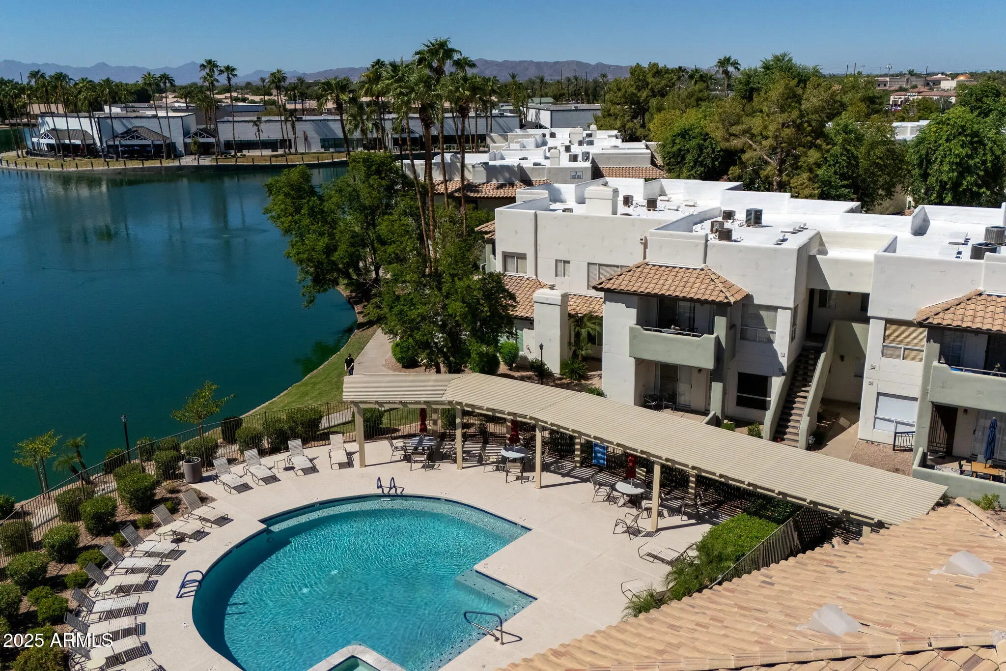 Photo of Listing #6974103