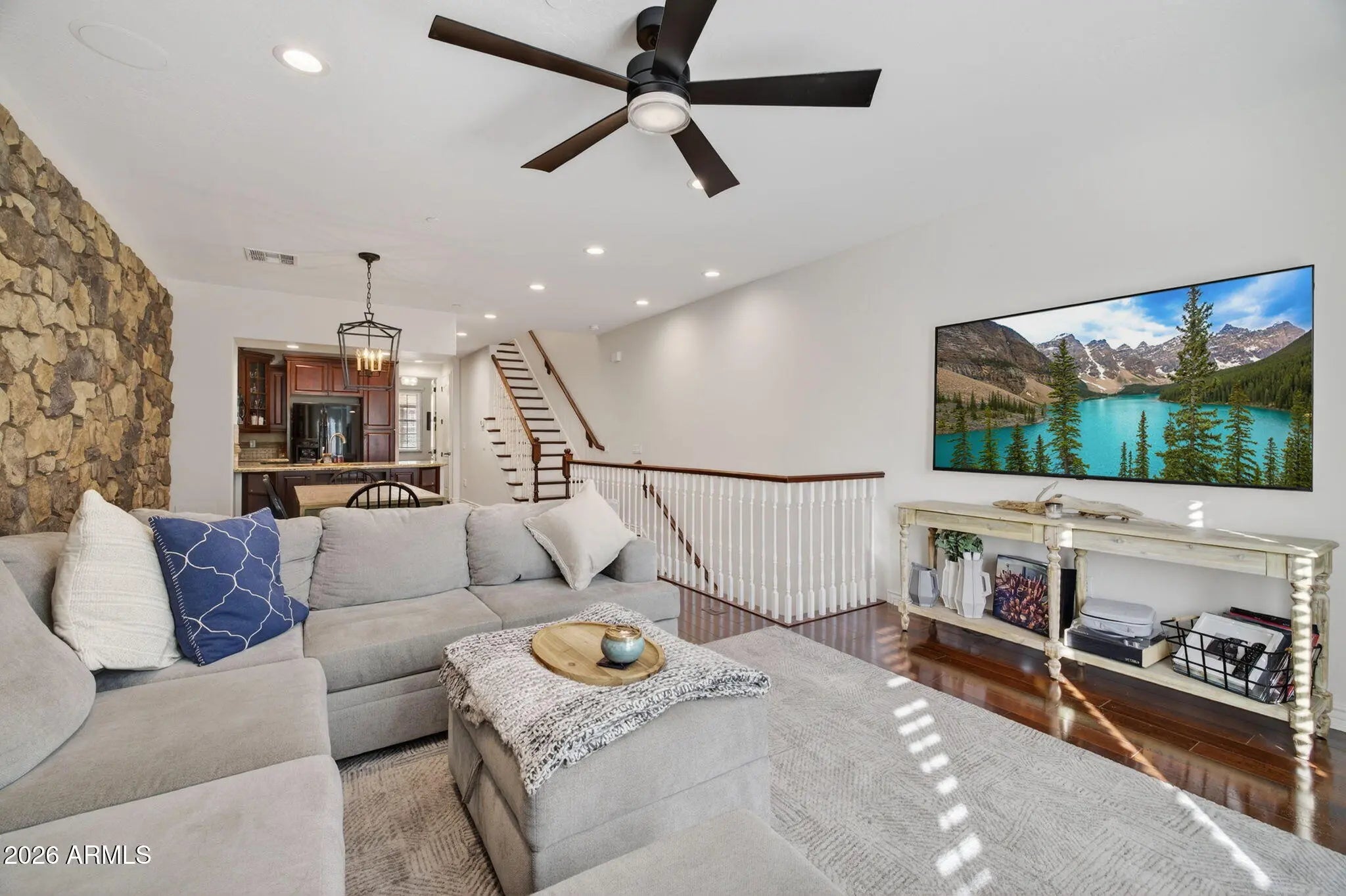 Photo of Listing #6975514