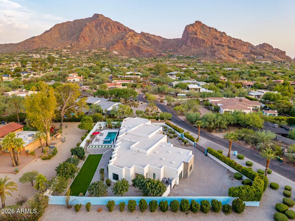 6321 N Camelback Manor Drive, Paradise Valley
