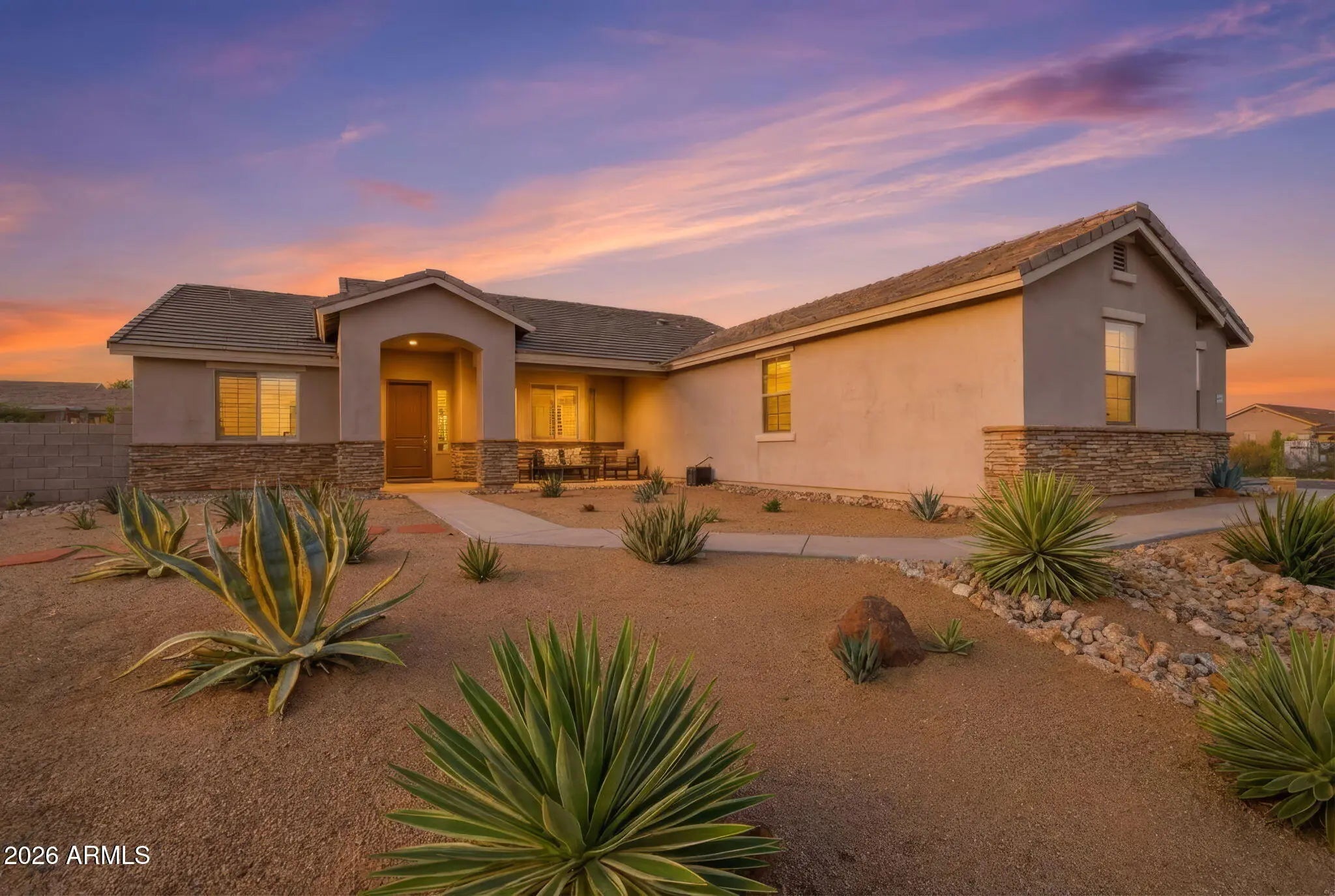 Photo of Listing #6974289