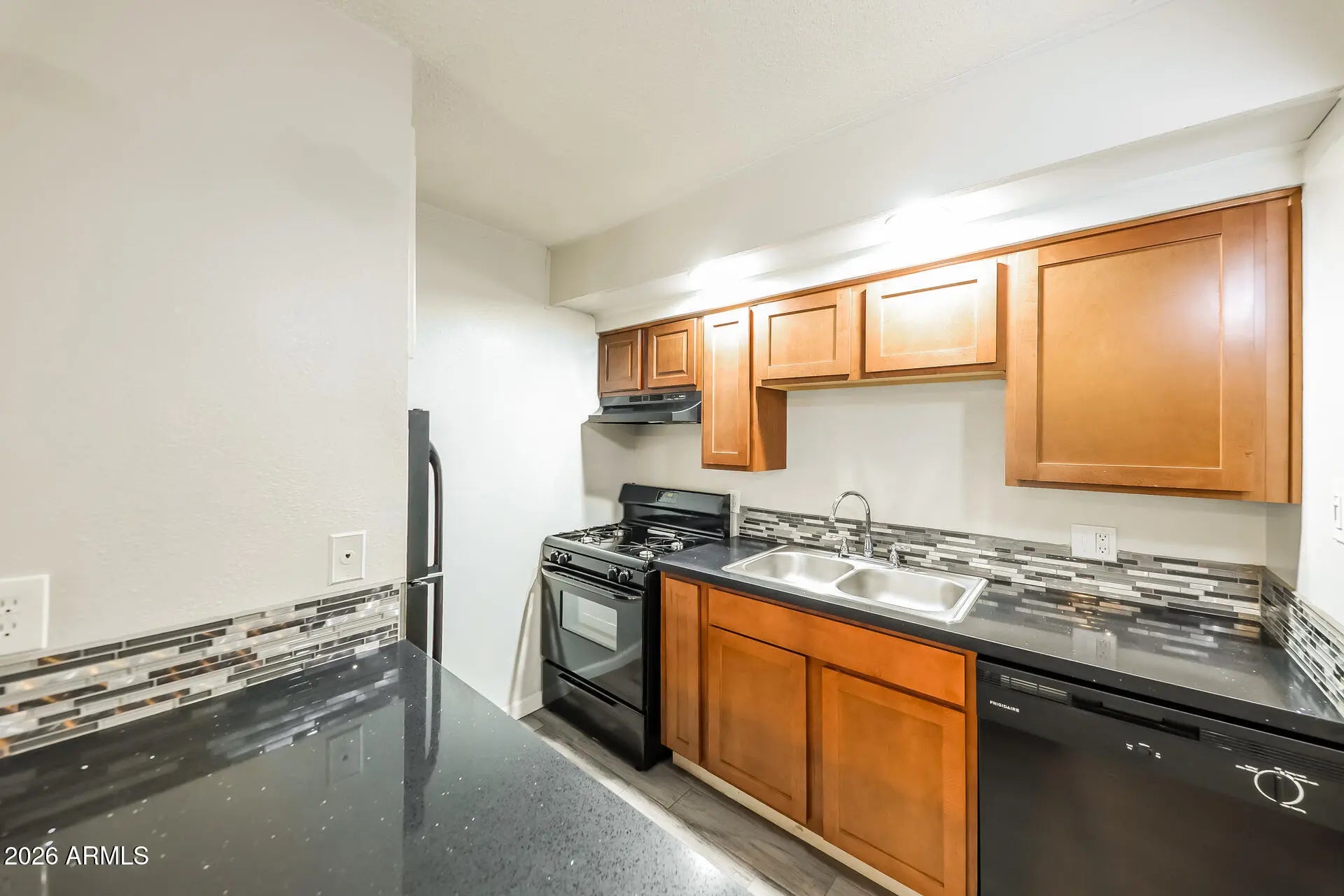 Photo of Listing #6974588