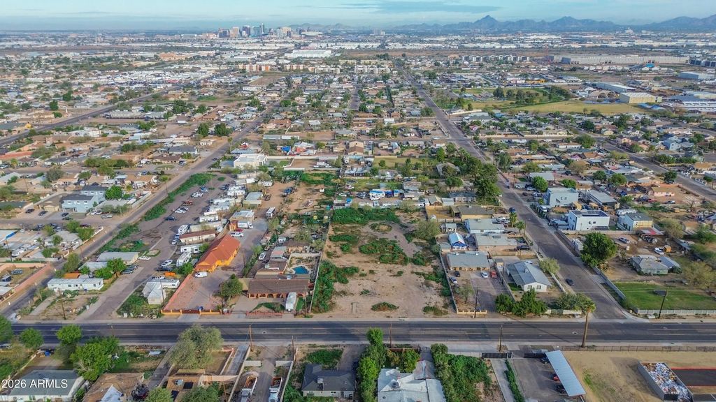 832 E Roeser Road (unit -), Phoenix
