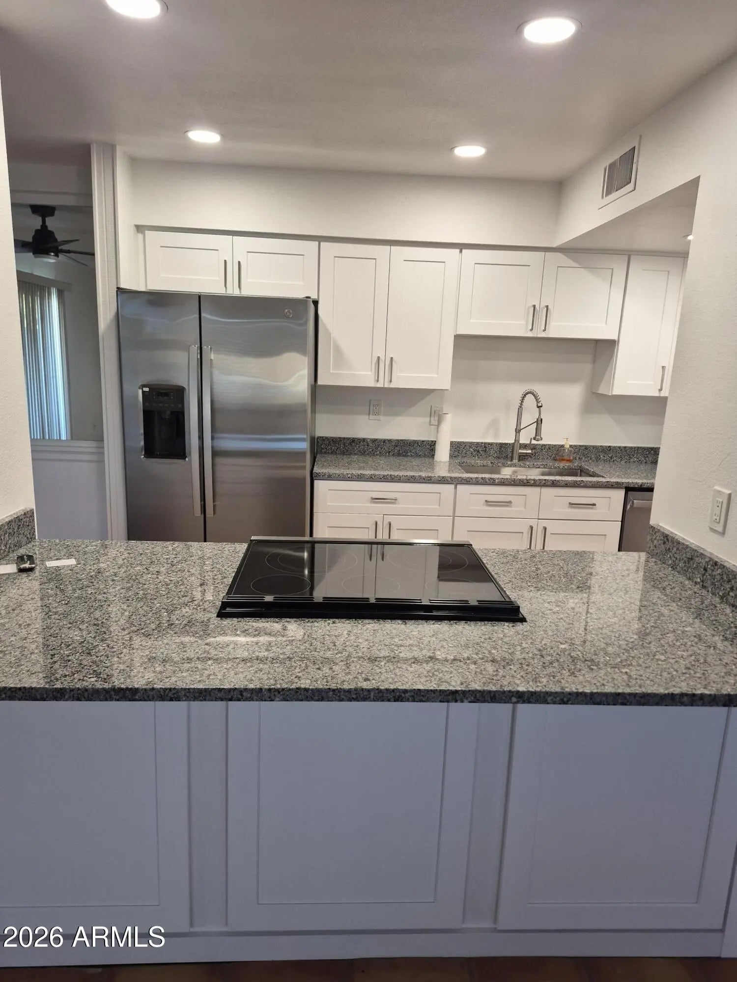 Photo of Listing #6975490