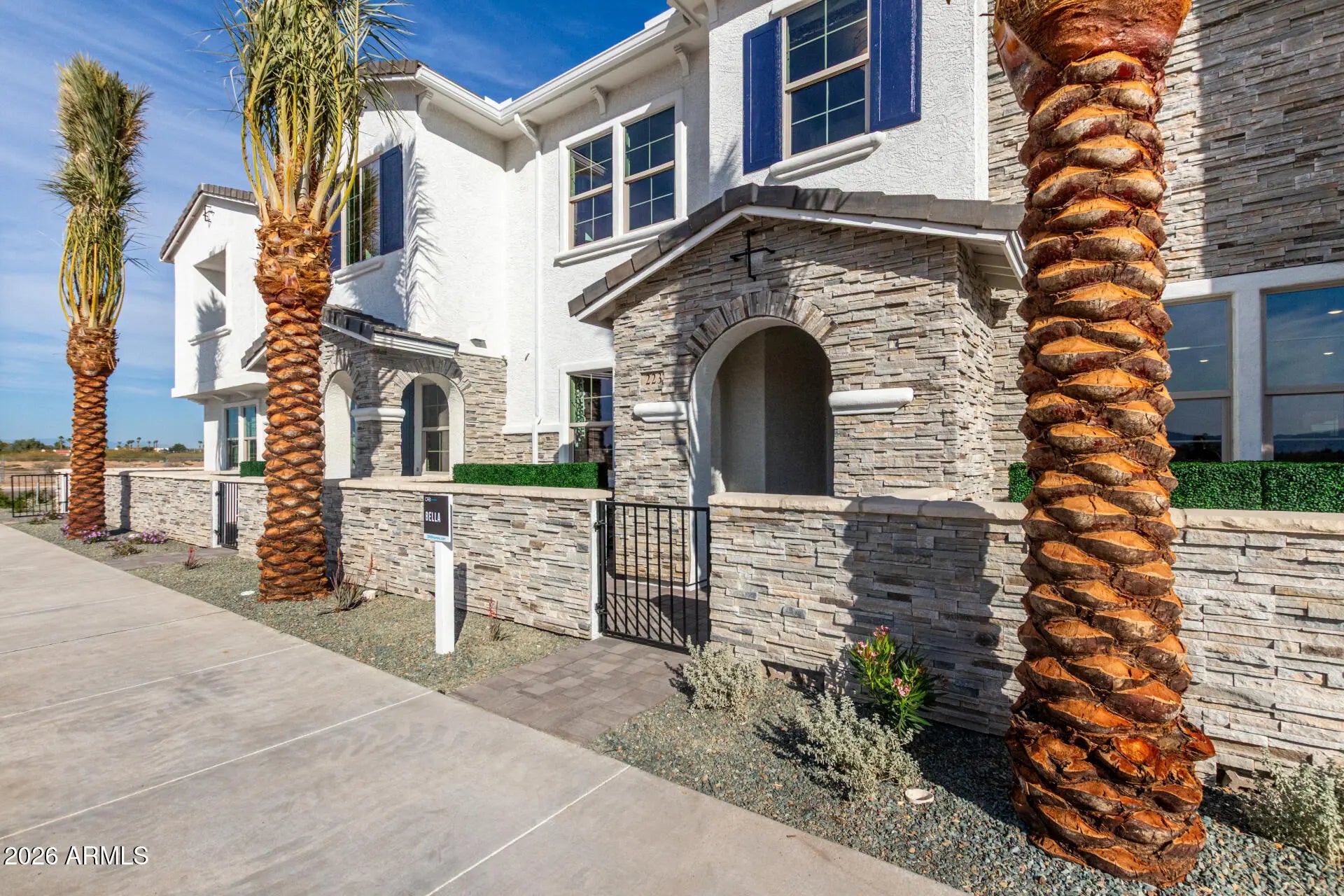 Photo of Listing #6976683