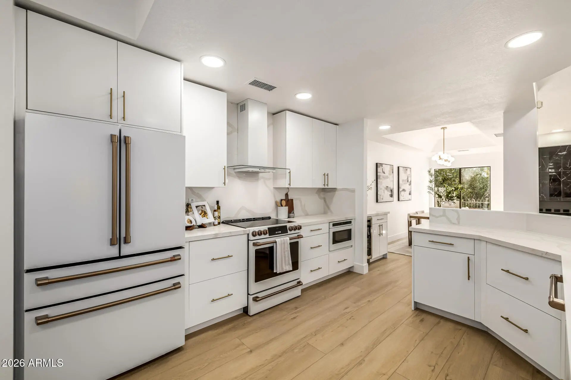 Photo of Listing #6987456