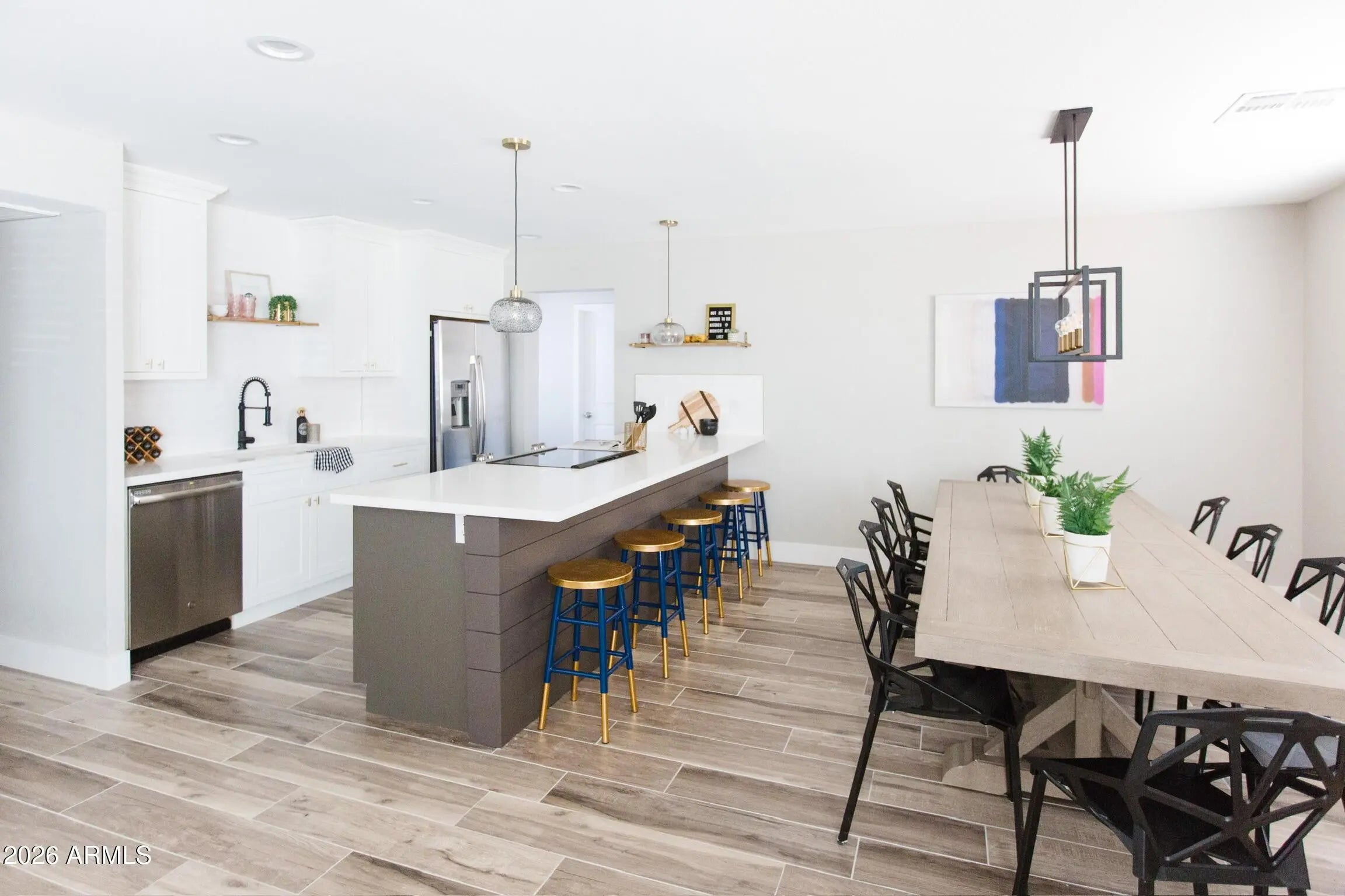 Photo of Listing #6987494