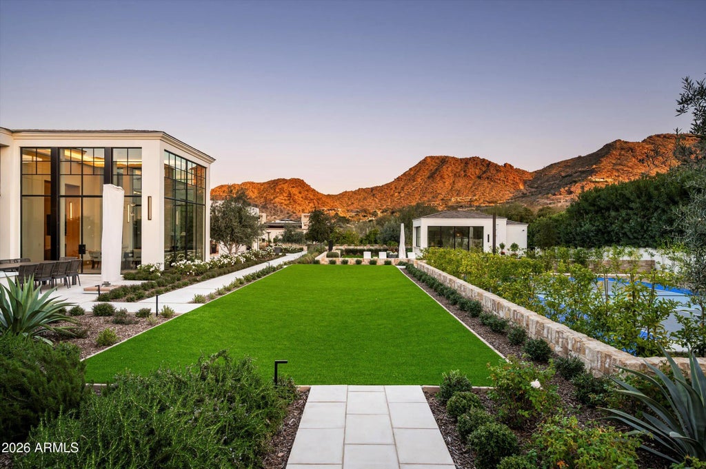 5029 E Desert Park Lane, Paradise Valley