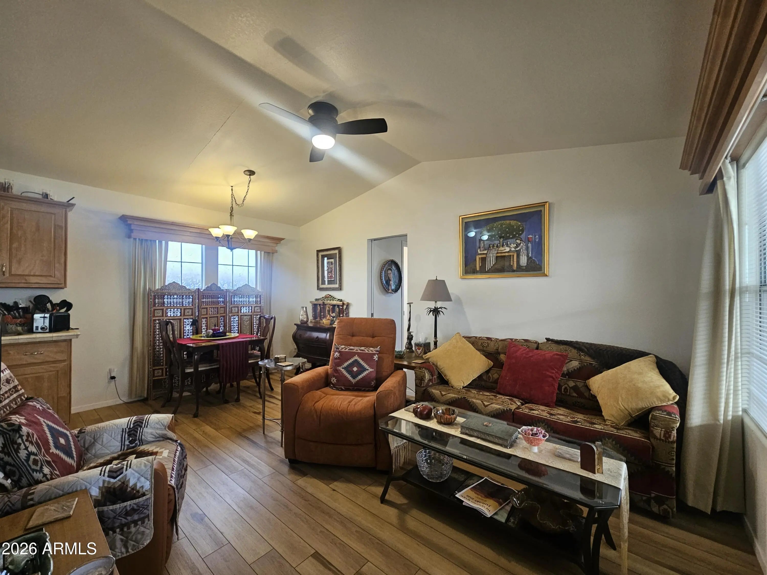 Photo of Listing #6976739