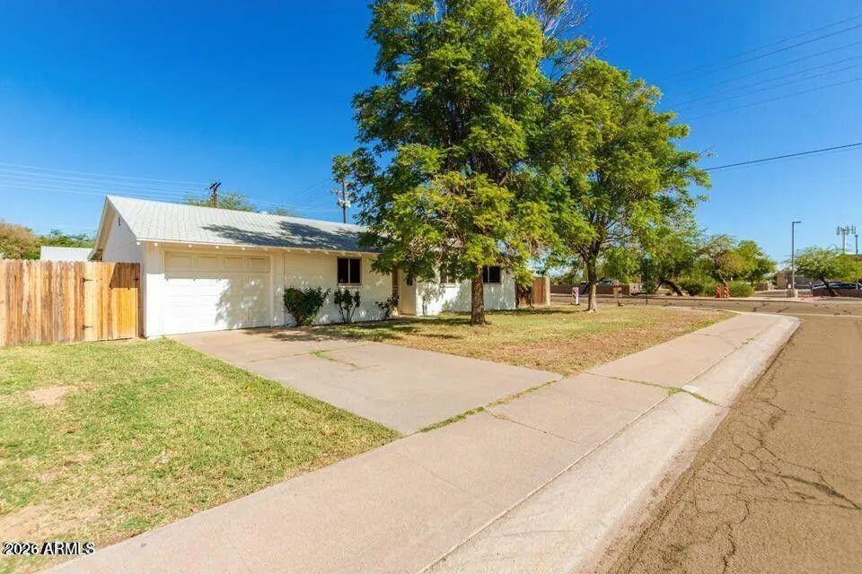 Photo of Listing #6974891