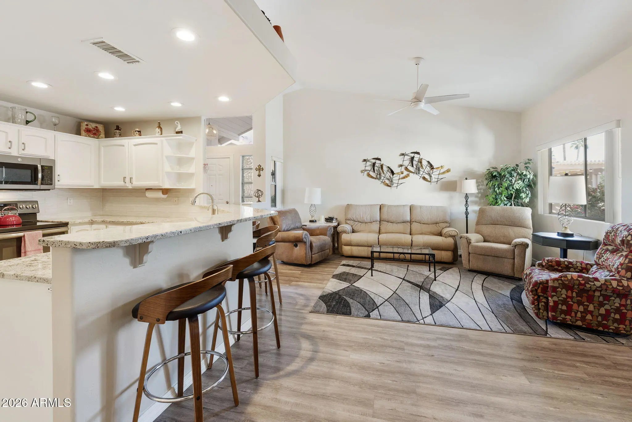 Photo of Listing #6976397