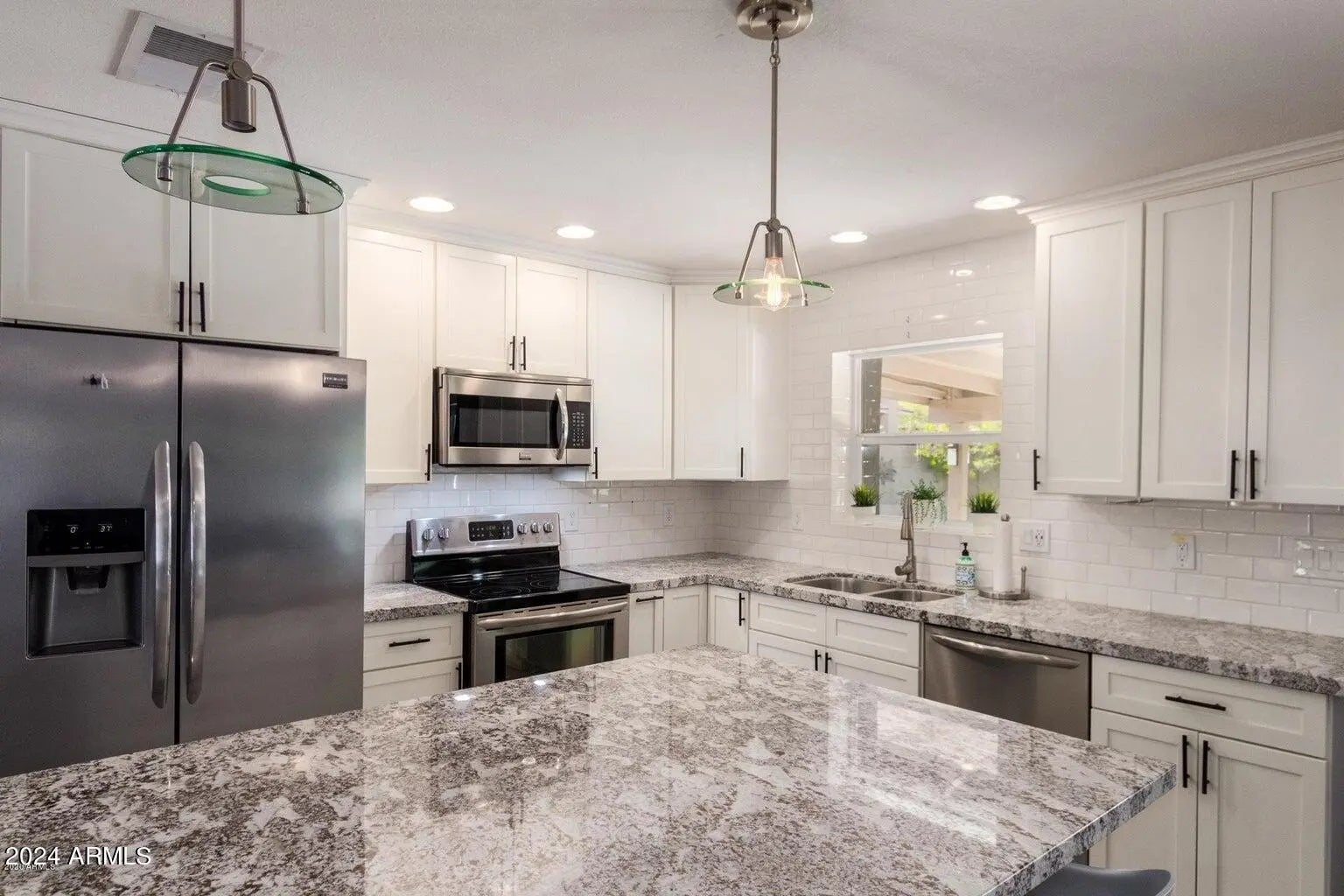 Photo of Listing #6975160