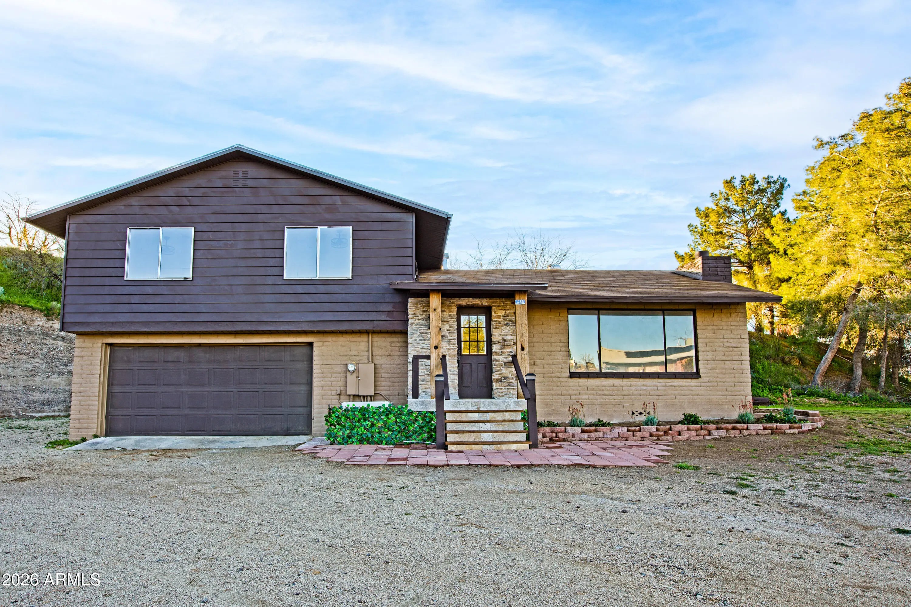 Photo of Listing #6975902