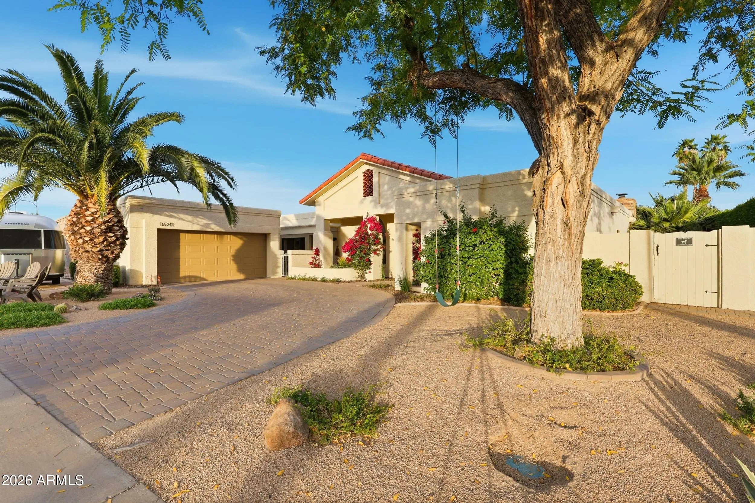 Photo of Listing #6983905