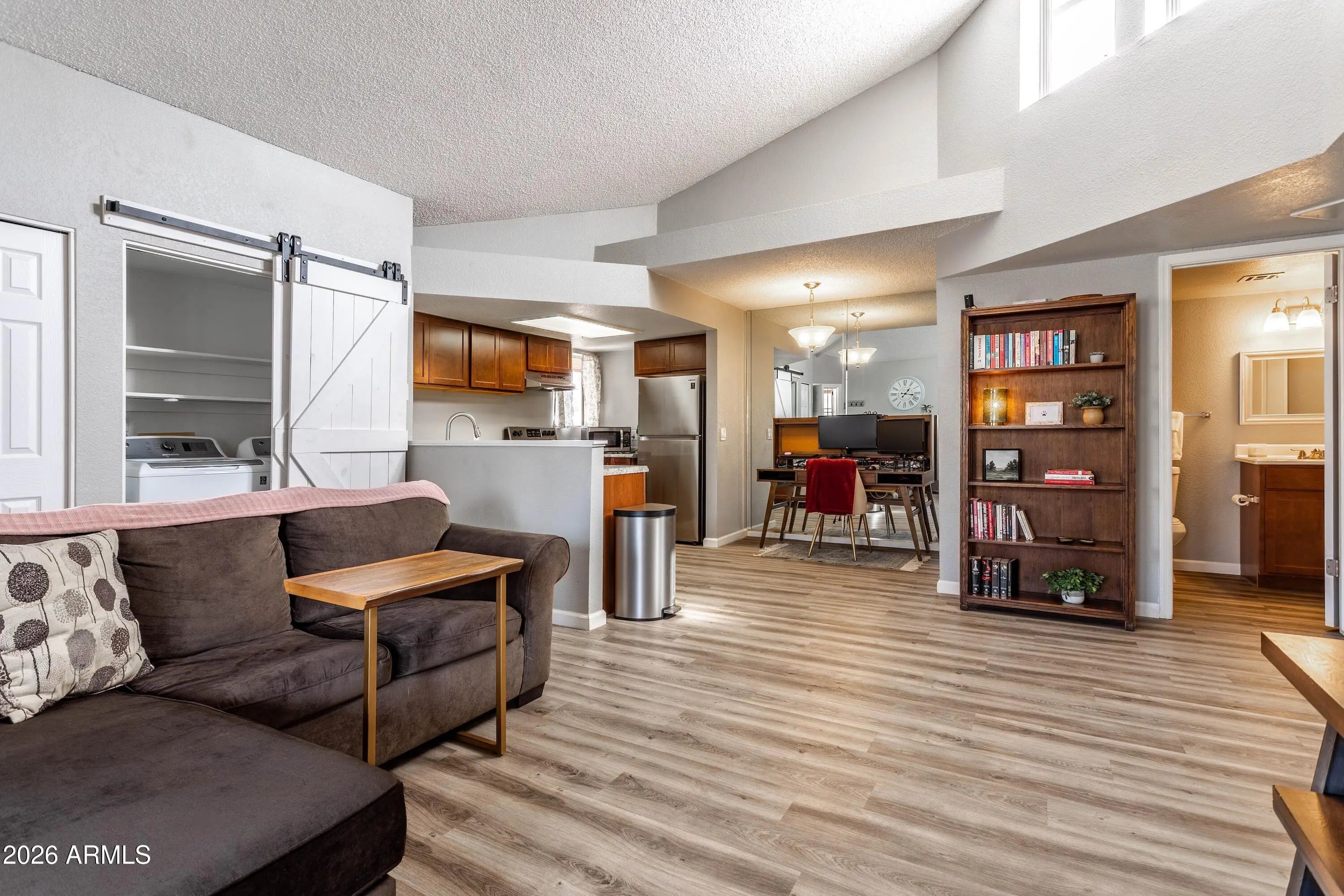 Photo of Listing #7006463