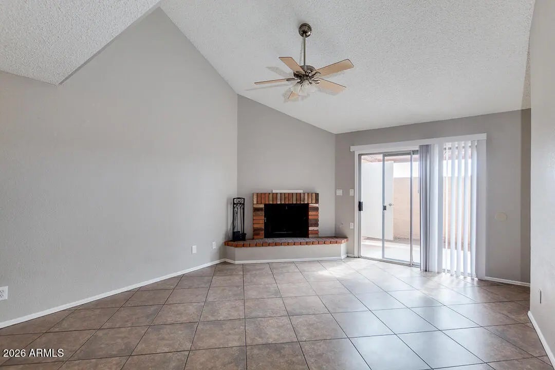 Photo of Listing #6975266