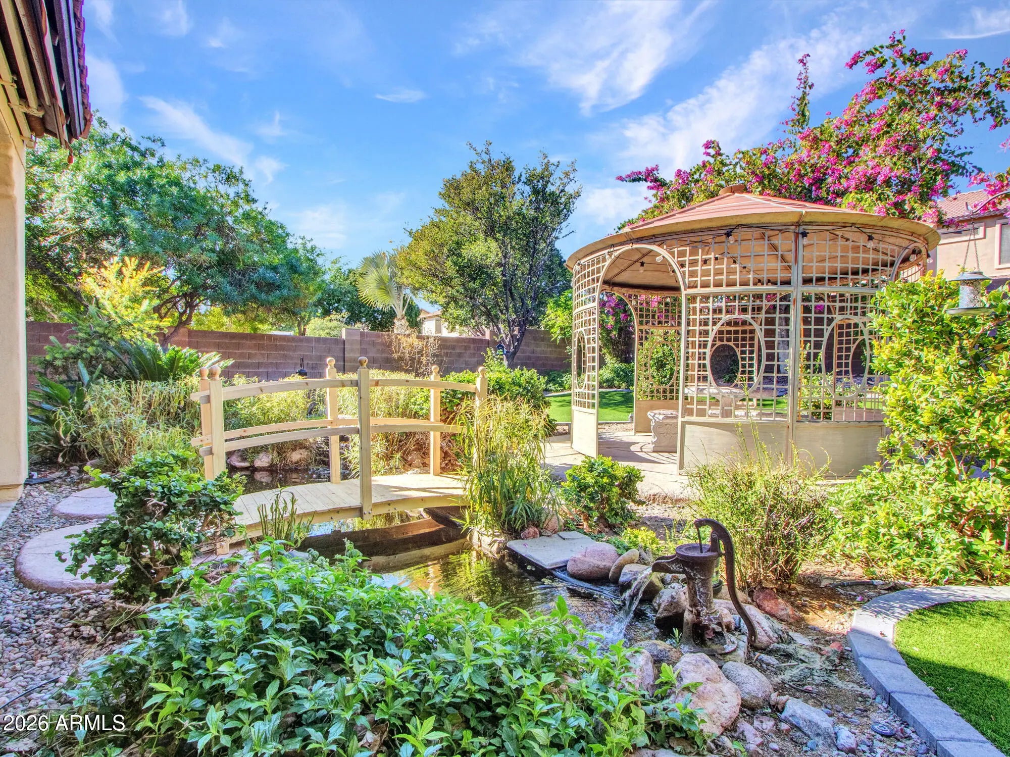 Photo of Listing #6975989