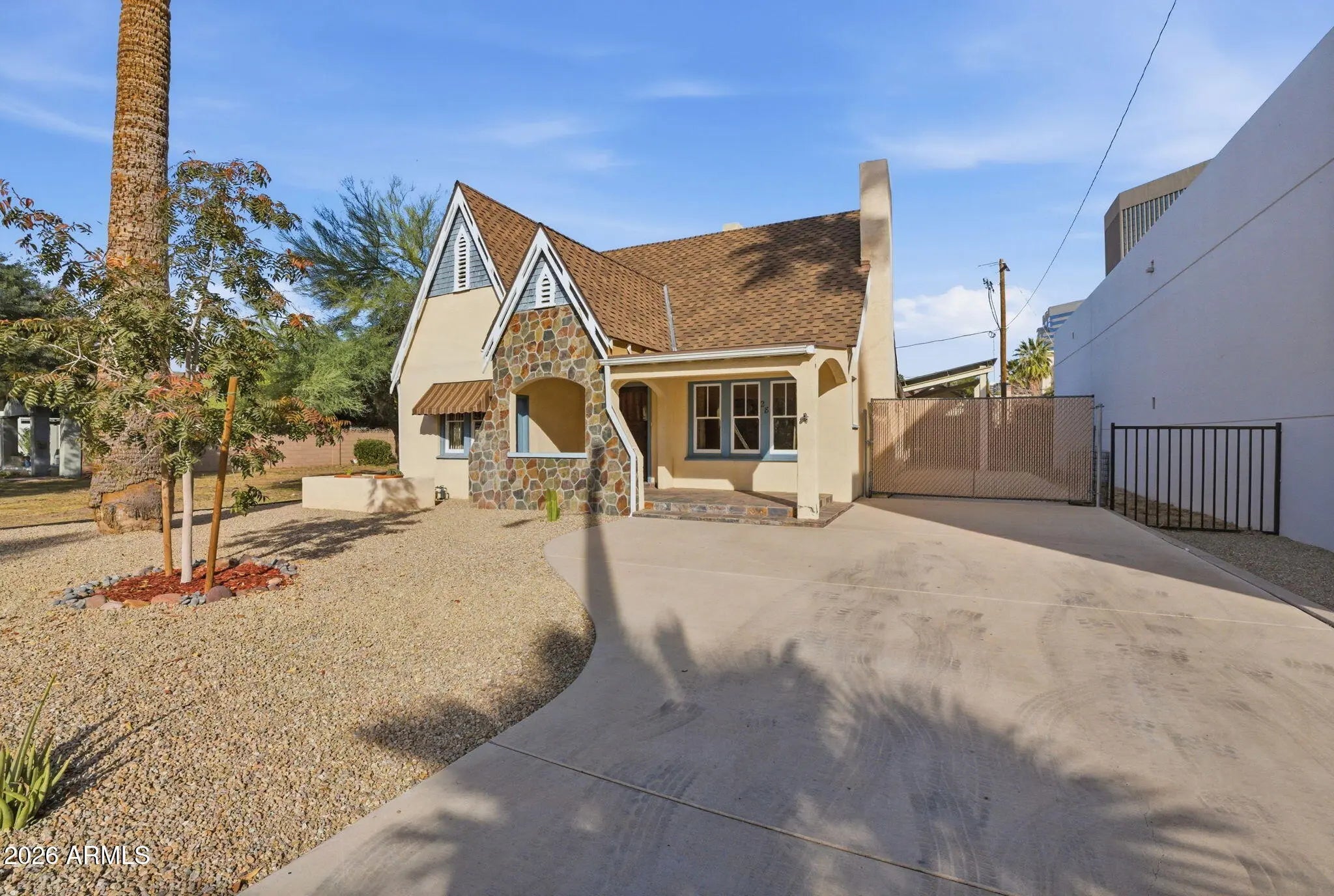 Photo of Listing #6977324