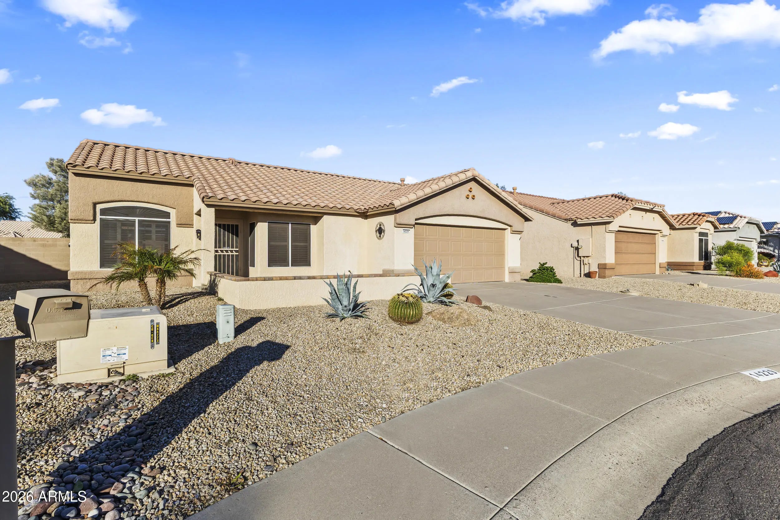 Photo of Listing #6975827