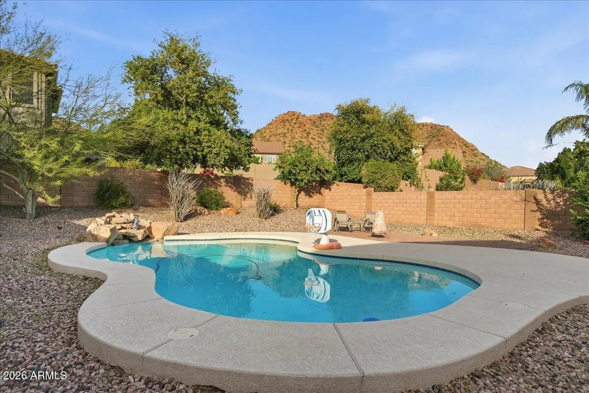 Photo of Listing #6980144