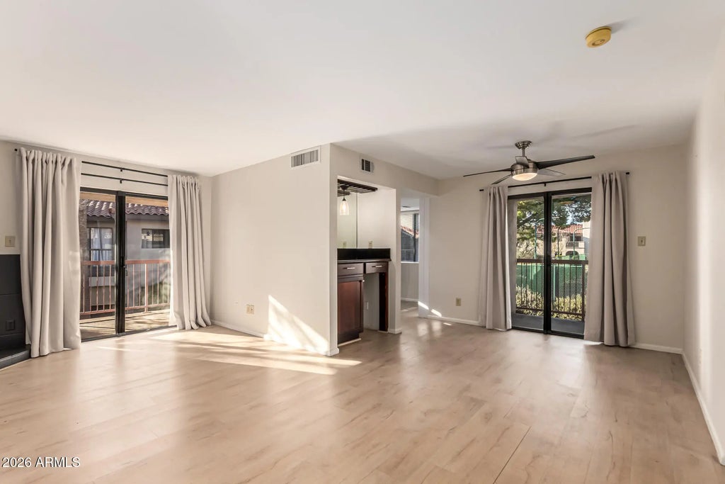 9270 E Mission Lane (unit 214), Scottsdale