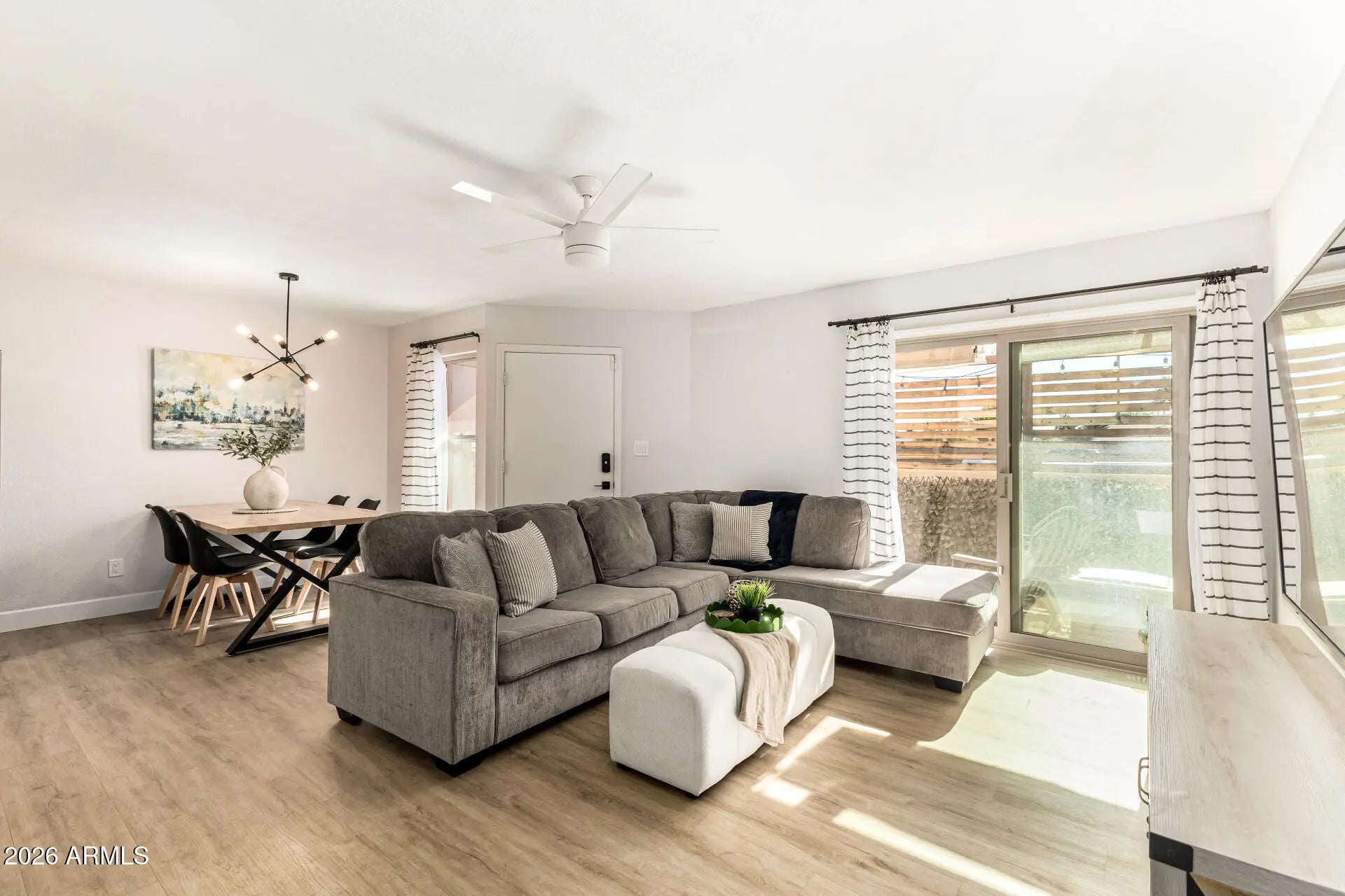 Photo of Listing #6975559