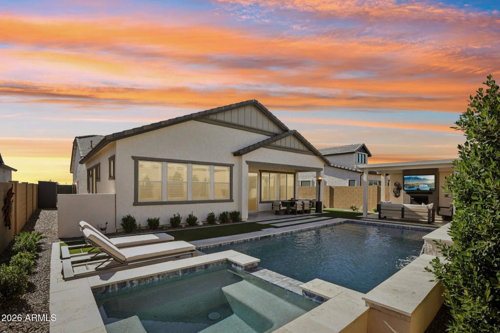 8128 E Jasmine Street, Mesa