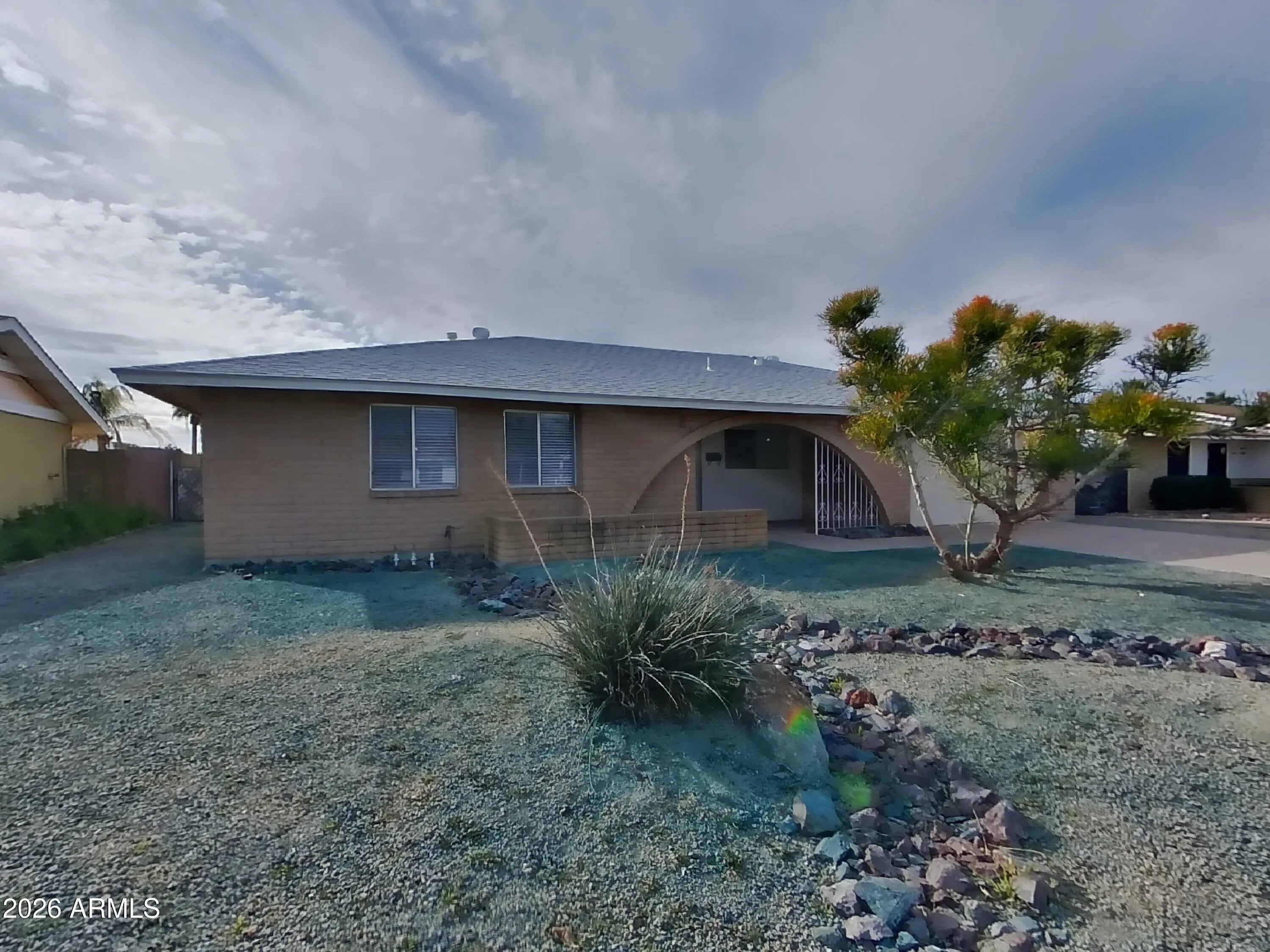 Photo of Listing #6975692