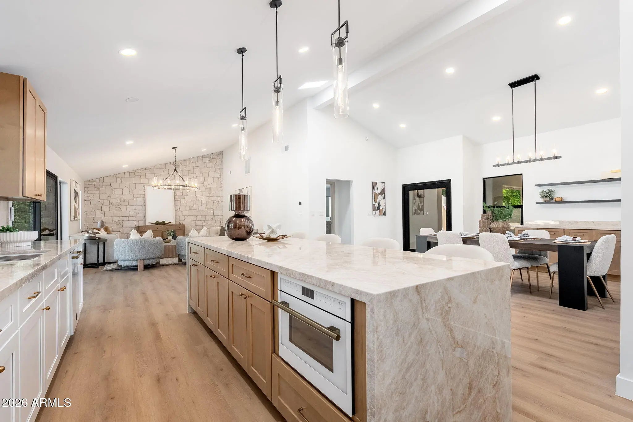 Photo of Listing #6983180