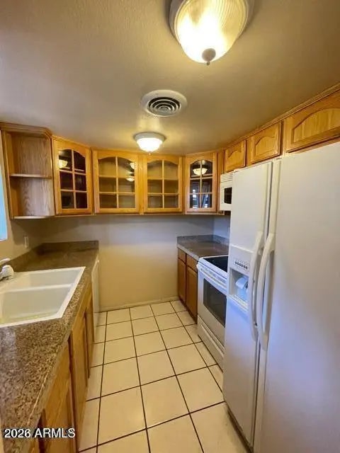 Photo of Listing #6976357